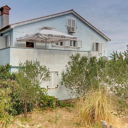 Apartment Mario مالي لوشينغْ الغرفة الصورة