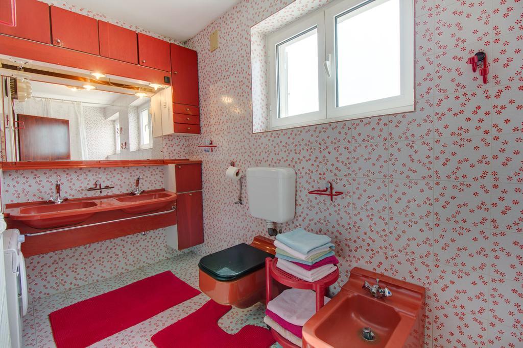 Apartment Mario مالي لوشينغْ الغرفة الصورة